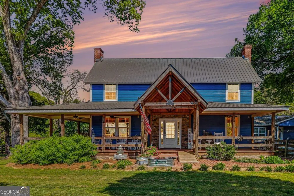 197 Hills Creek RD Taylorsville, GA 30178