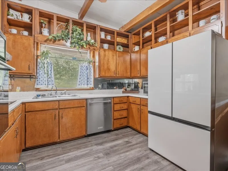 1960 County Road 102 Cedar Bluff, AL 35959