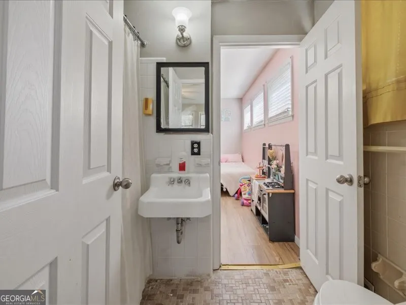 1960 County Road 102 Cedar Bluff, AL 35959