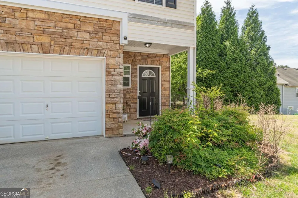 4834 Zephyr Cove PL Flowery Branch, GA 30542