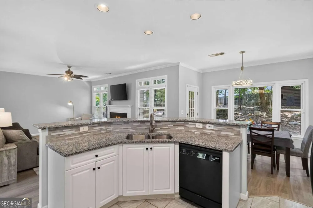 2456 Arcadia DR NW Acworth, GA 30101