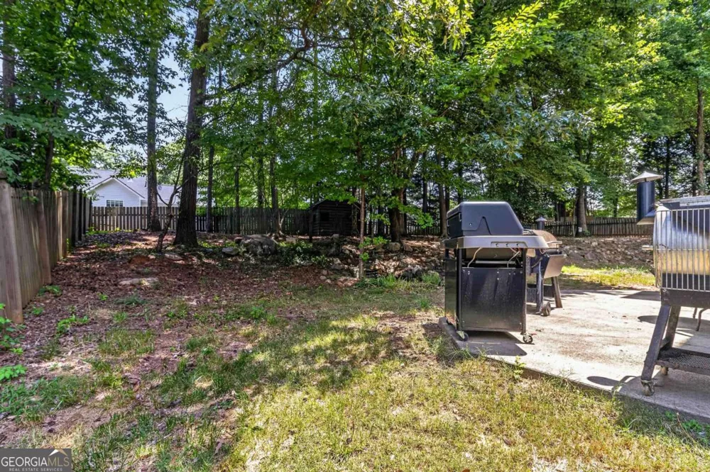 2456 Arcadia DR NW Acworth, GA 30101