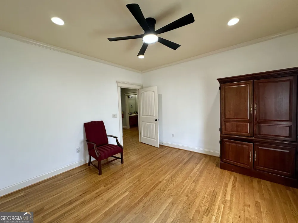 334 Glen Abby LN Pendergrass, GA 30567