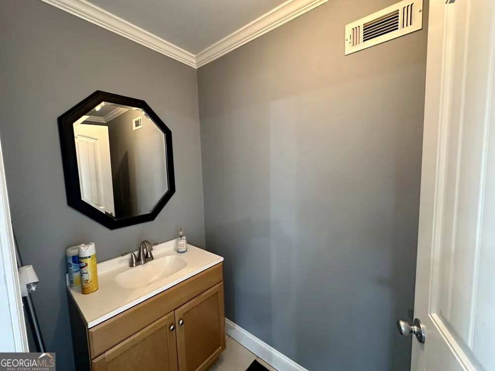 334 Glen Abby LN Pendergrass, GA 30567