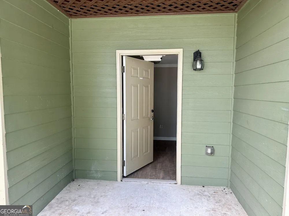 334 Glen Abby LN Pendergrass, GA 30567