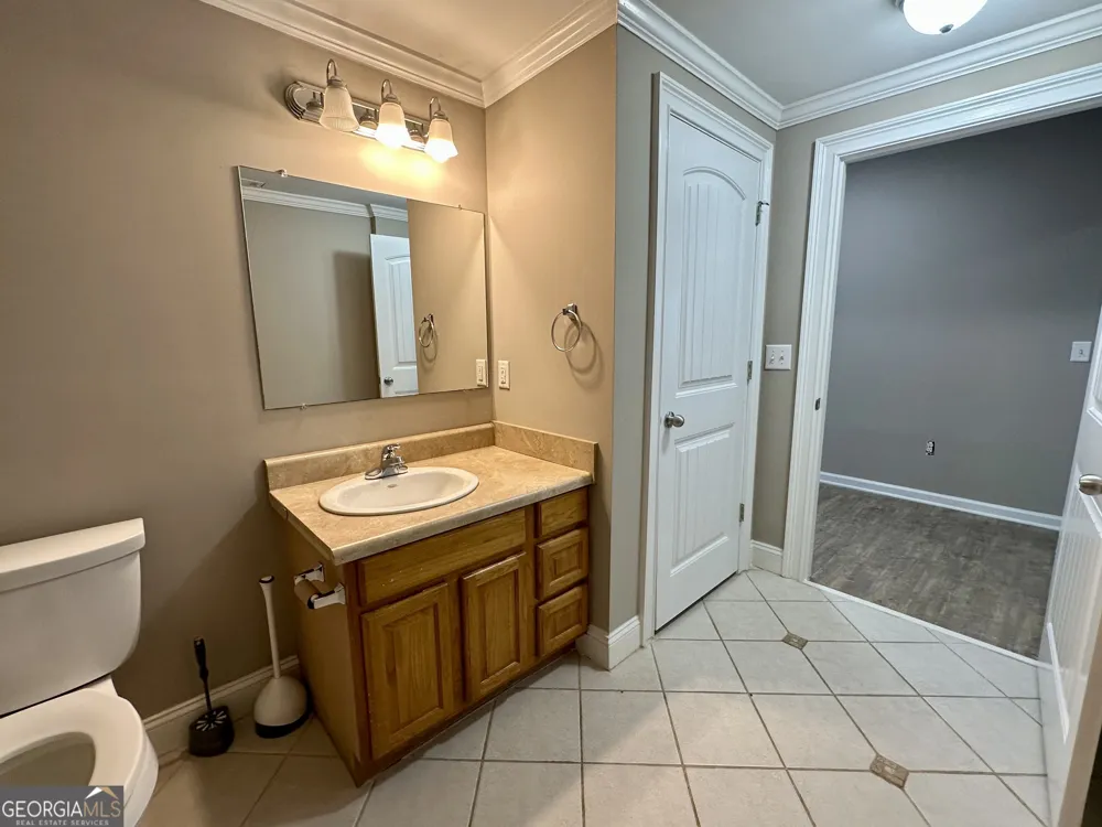 334 Glen Abby LN Pendergrass, GA 30567