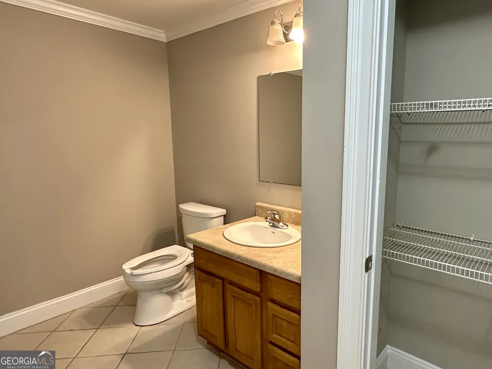 334 Glen Abby LN Pendergrass, GA 30567