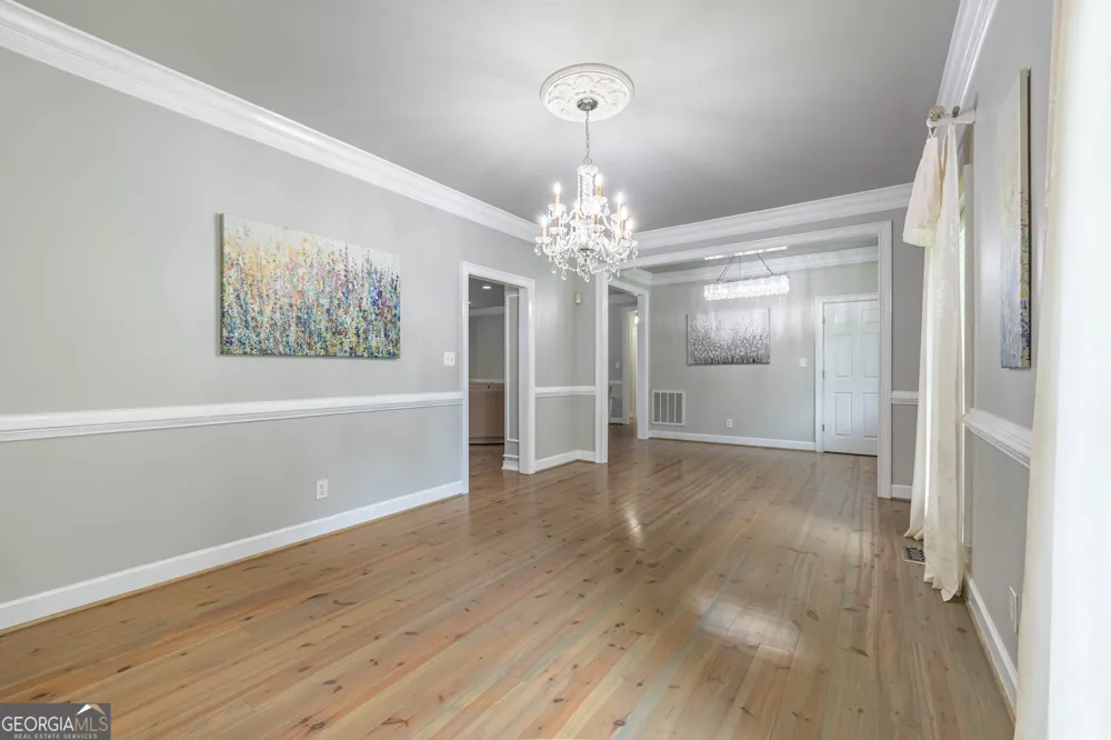 320 Alewine AVE Tallapoosa, GA 30176