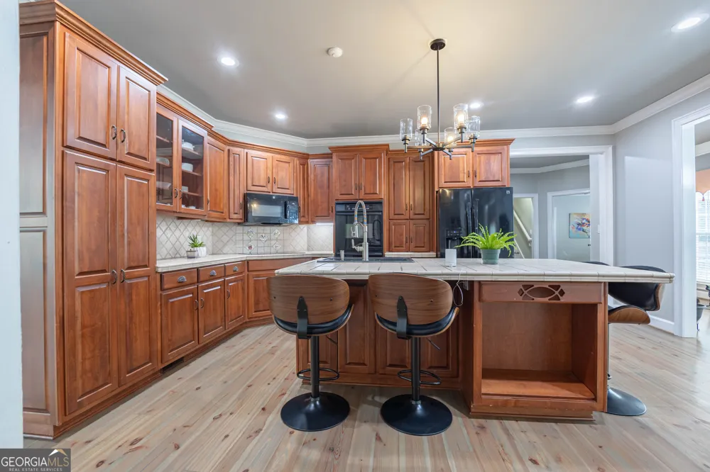 320 Alewine AVE Tallapoosa, GA 30176