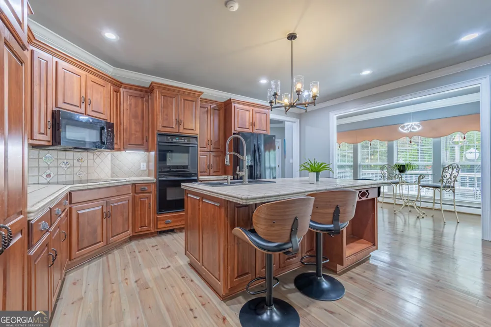 320 Alewine AVE Tallapoosa, GA 30176