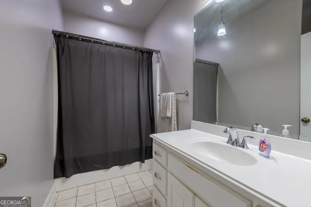 320 Alewine AVE Tallapoosa, GA 30176