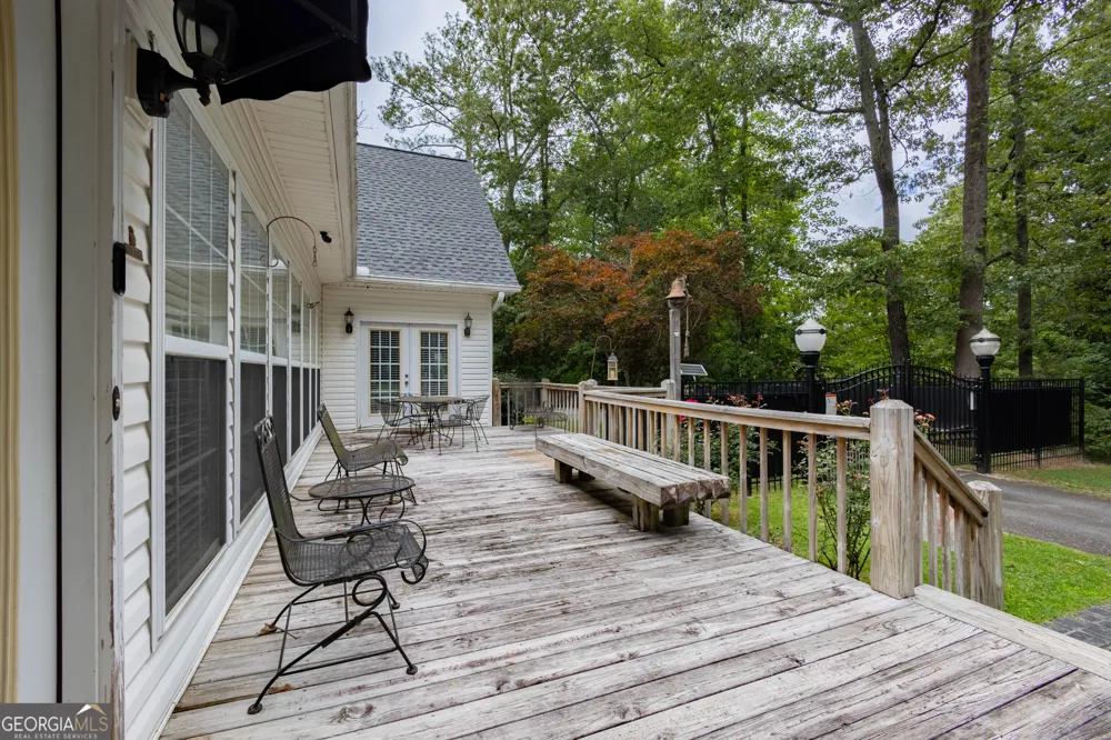 320 Alewine AVE Tallapoosa, GA 30176