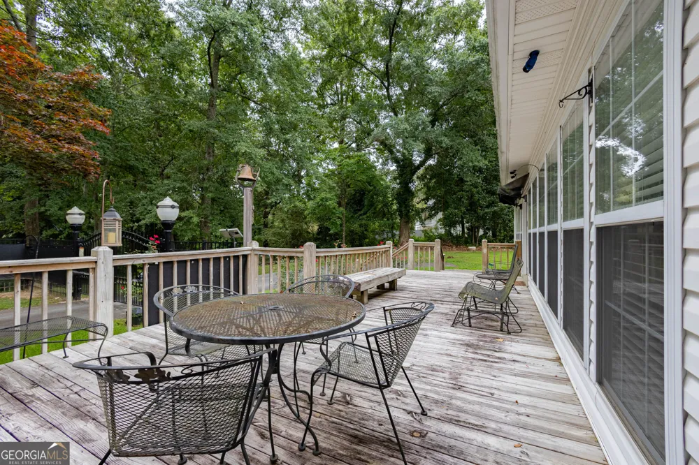 320 Alewine AVE Tallapoosa, GA 30176