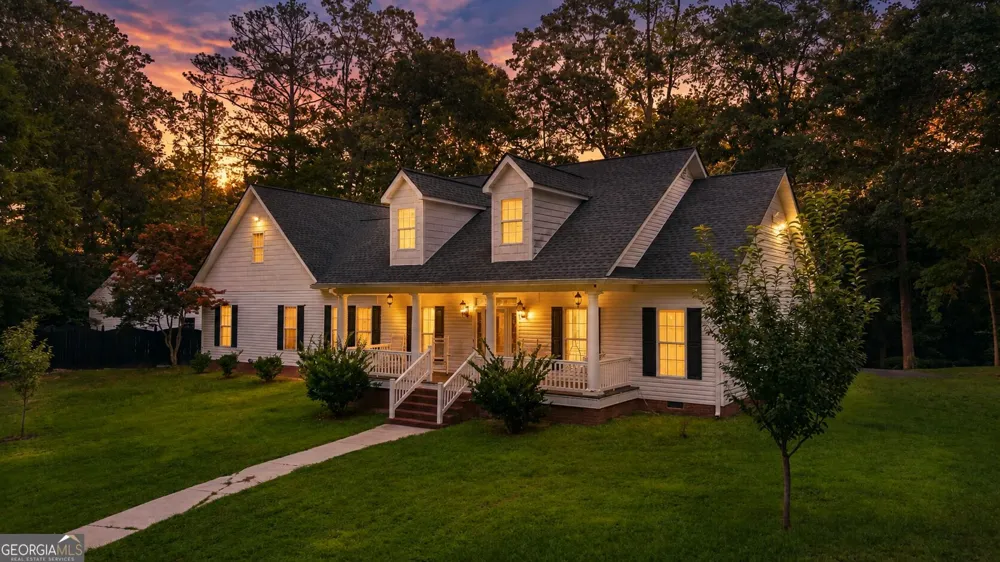 320 Alewine AVE Tallapoosa, GA 30176