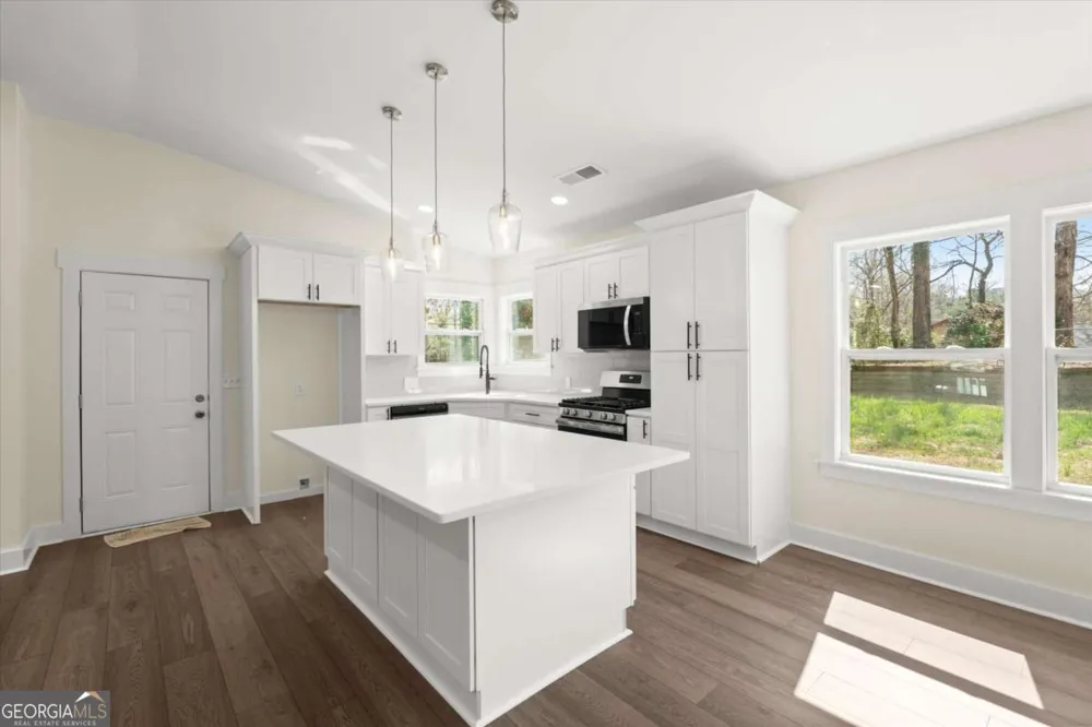 2903 Woodhollow LN Jonesboro, GA 30236