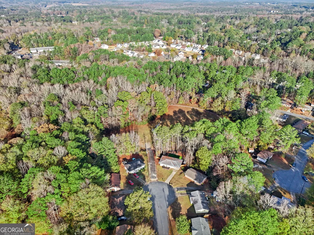 9 W Park CT Newnan, GA 30263