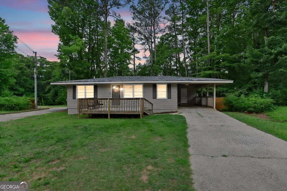 9 W Park CT Newnan, GA 30263