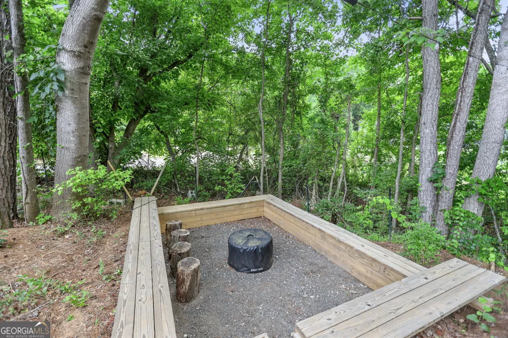 9 W Park CT Newnan, GA 30263