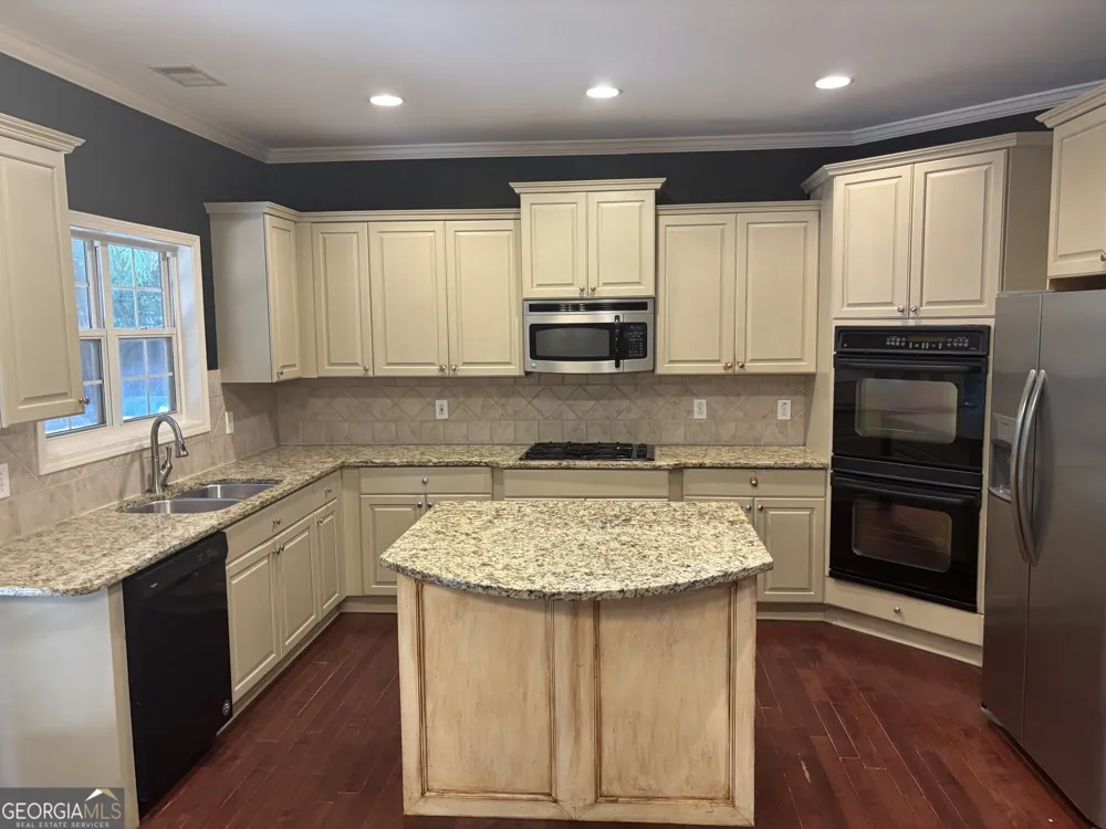 216 Daybreak Rush Canton, GA 30114