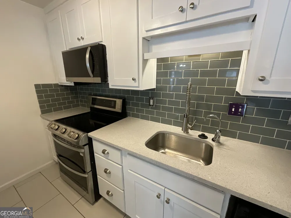 3969 Woodridge WAY Tucker, GA 30084