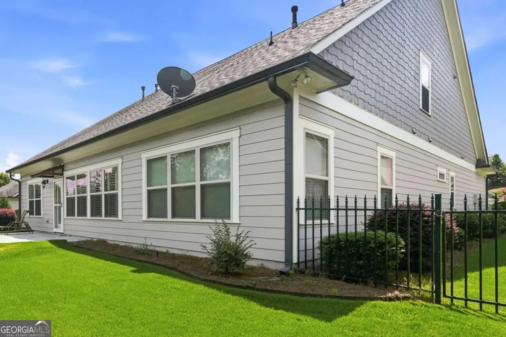 1790 Nestledown DR Cumming, GA 30040