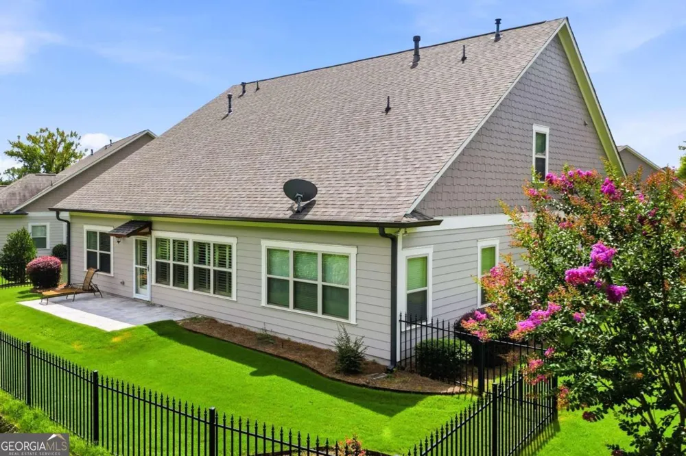 1790 Nestledown DR Cumming, GA 30040