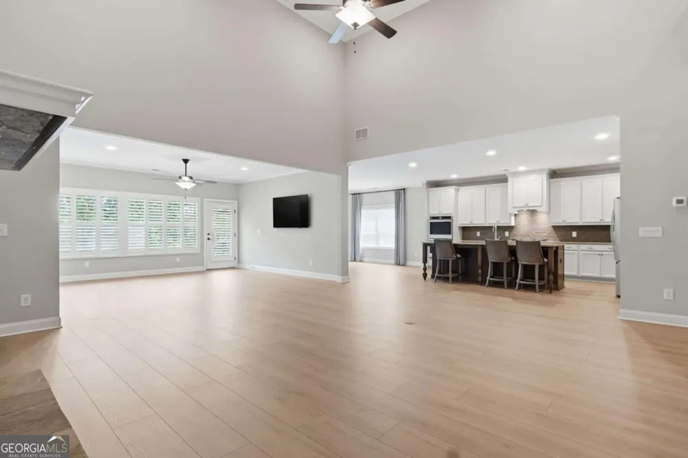 1790 Nestledown DR Cumming, GA 30040