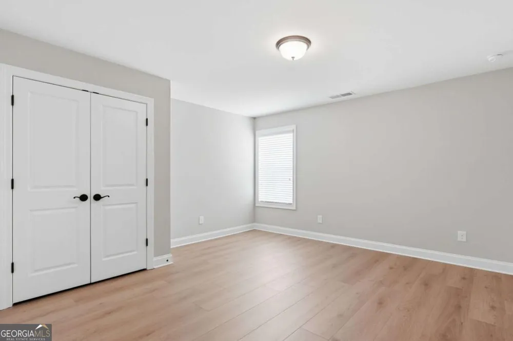 1790 Nestledown DR Cumming, GA 30040