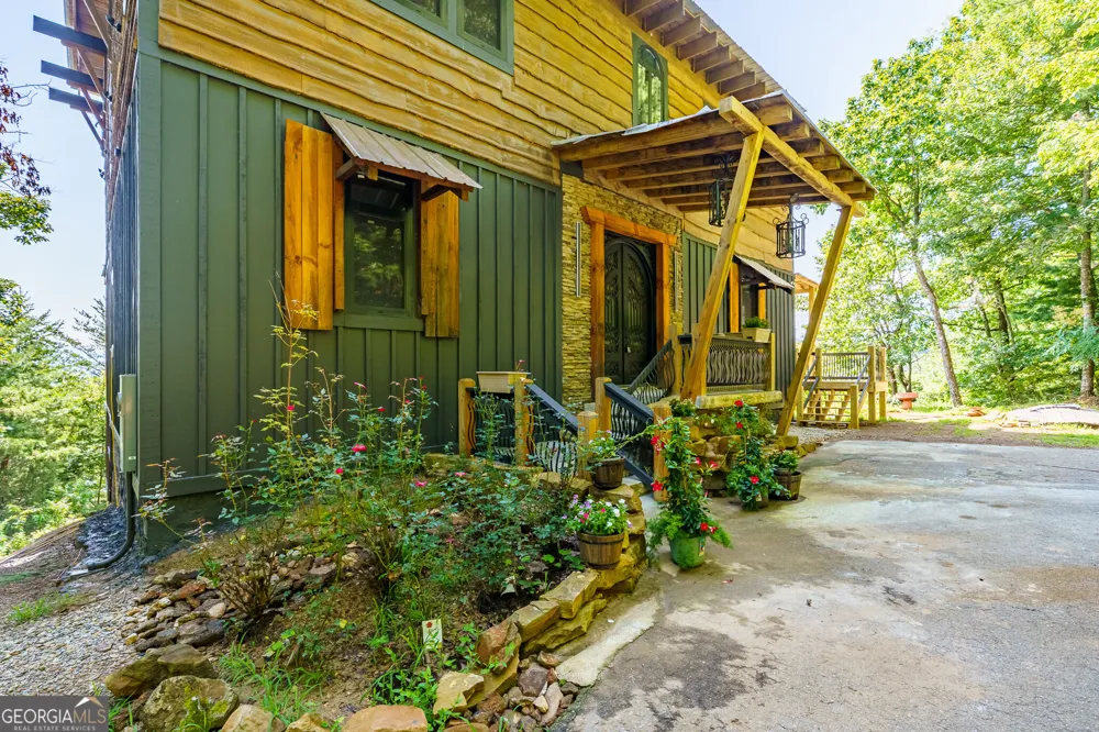 389 Fort Mountain RD Blairsville, GA 30512