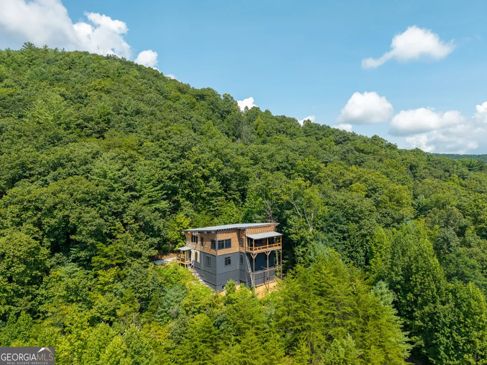 389 Fort Mountain RD Blairsville, GA 30512