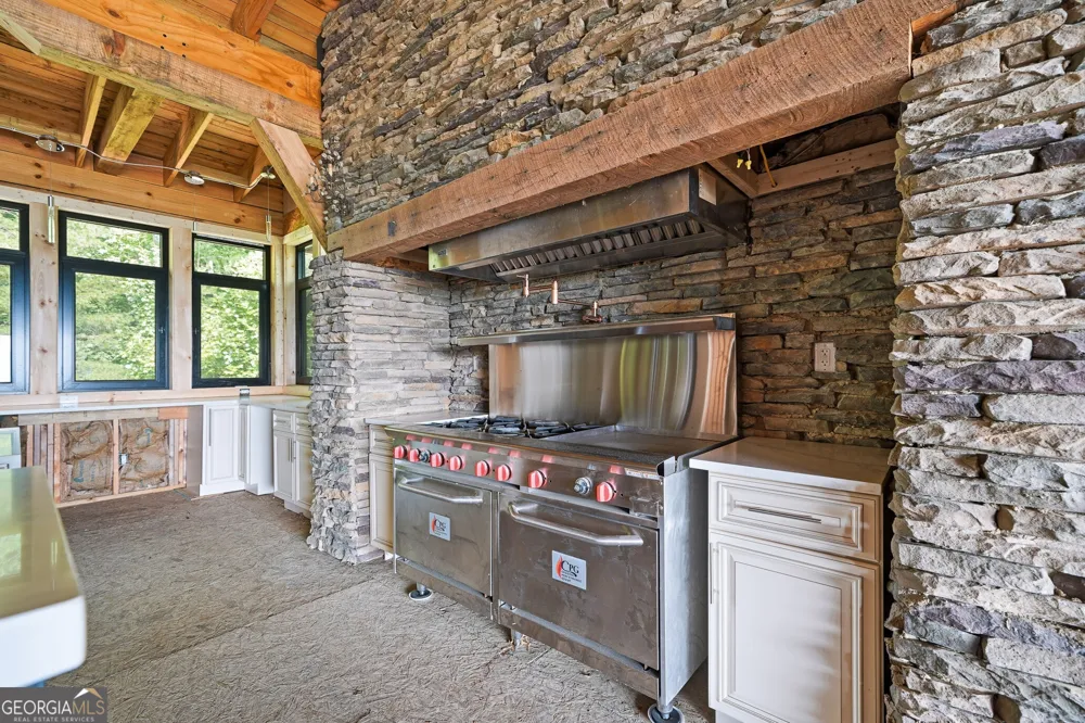 389 Fort Mountain RD Blairsville, GA 30512