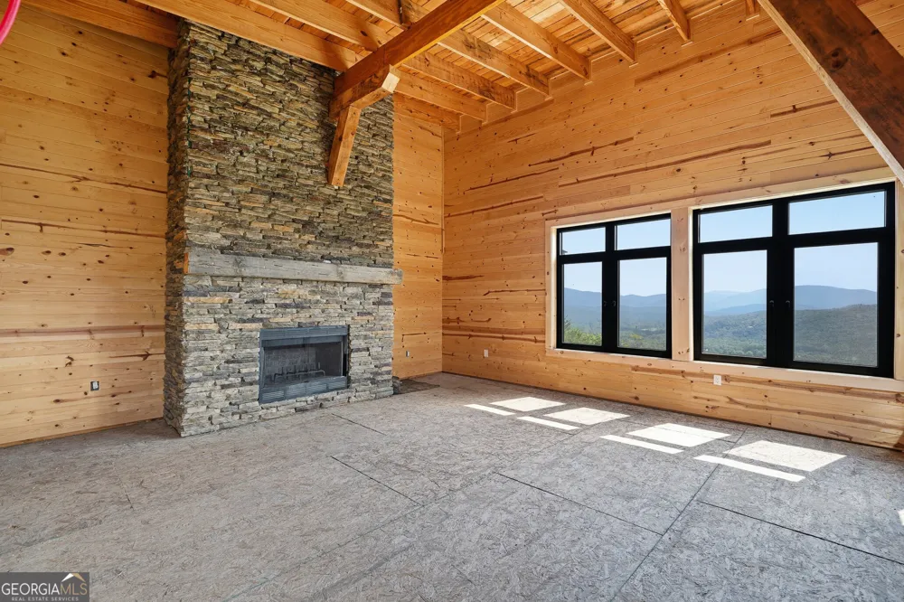 389 Fort Mountain RD Blairsville, GA 30512