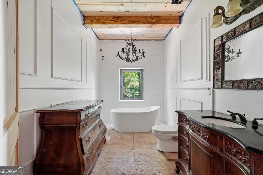 389 Fort Mountain RD Blairsville, GA 30512