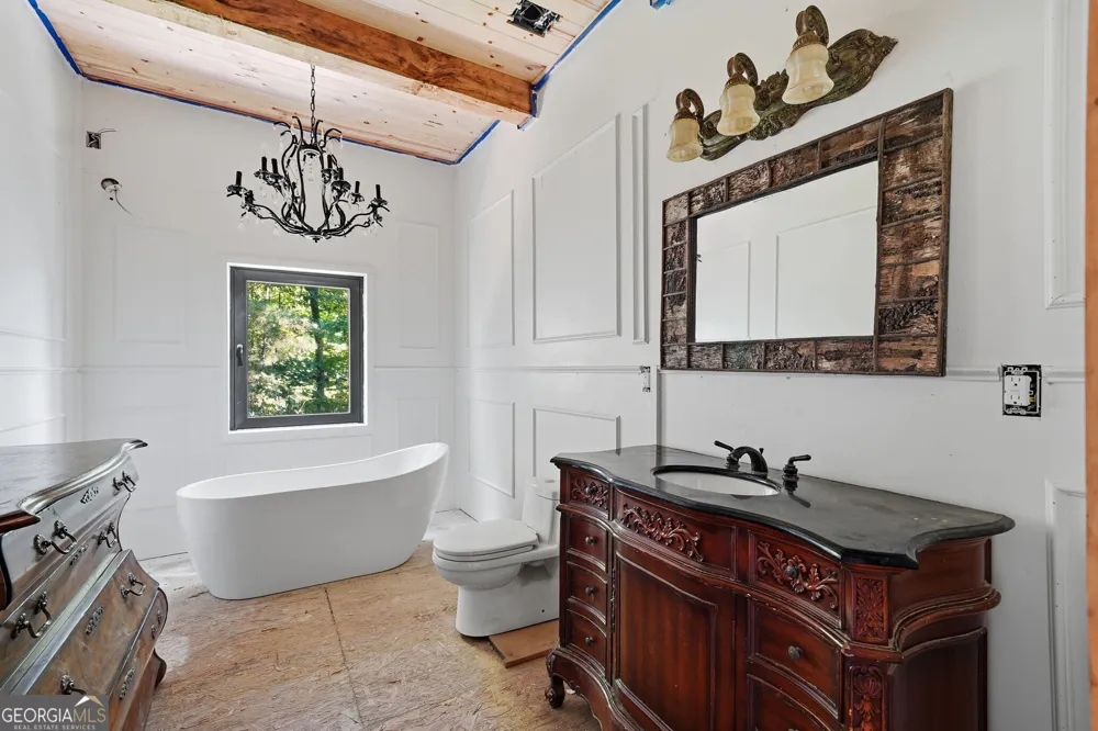 389 Fort Mountain RD Blairsville, GA 30512