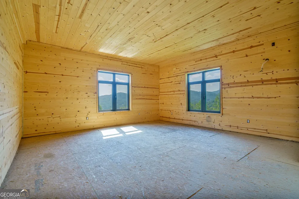 389 Fort Mountain RD Blairsville, GA 30512