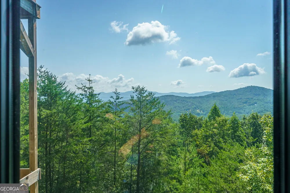 389 Fort Mountain RD Blairsville, GA 30512