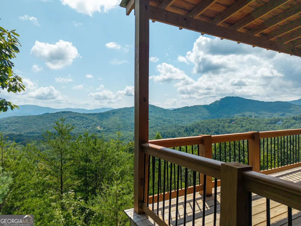 389 Fort Mountain RD Blairsville, GA 30512
