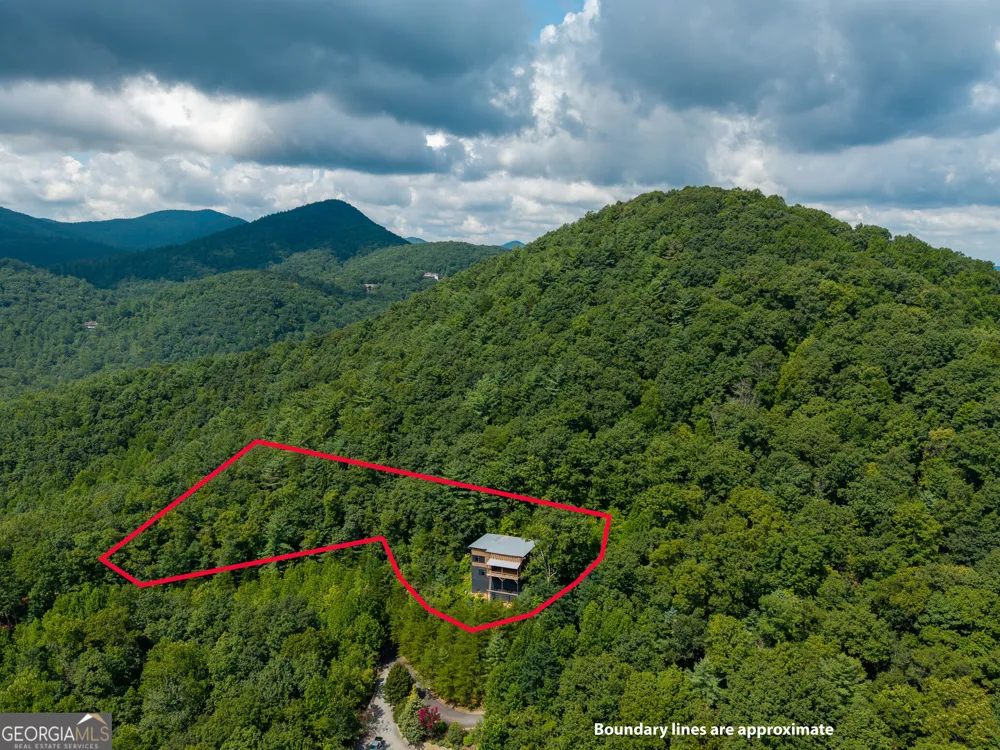 389 Fort Mountain RD Blairsville, GA 30512
