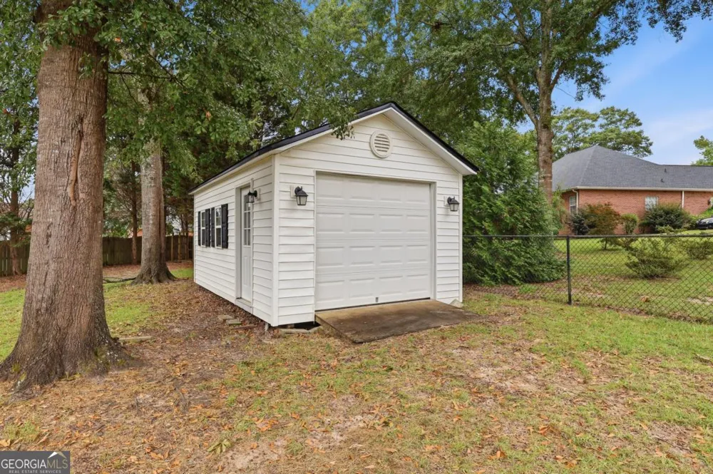 132 Hidden Creek CIR Lizella, GA 31052