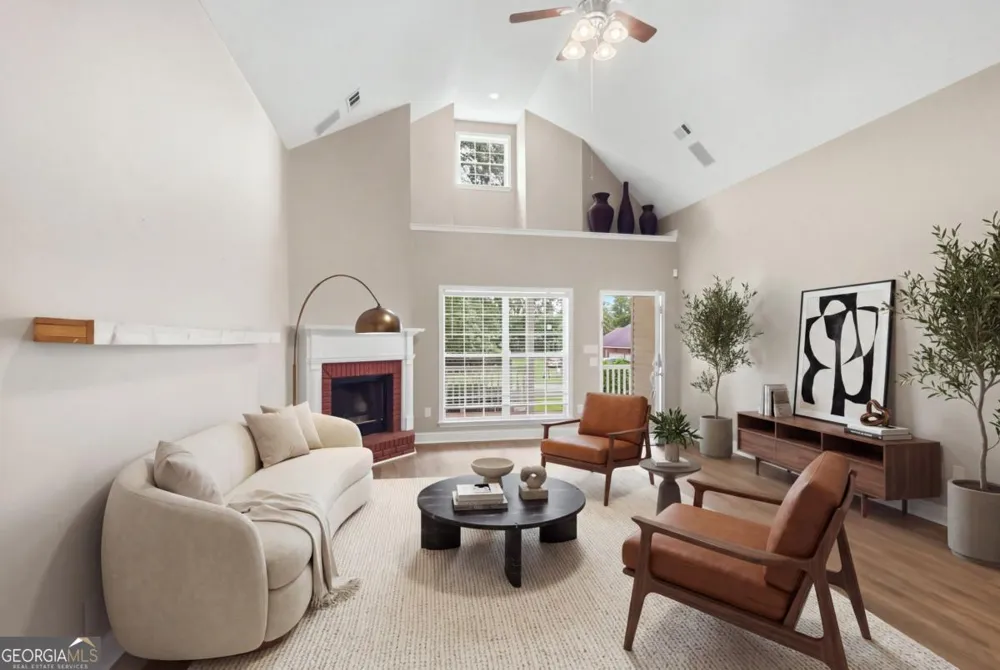 132 Hidden Creek CIR Lizella, GA 31052