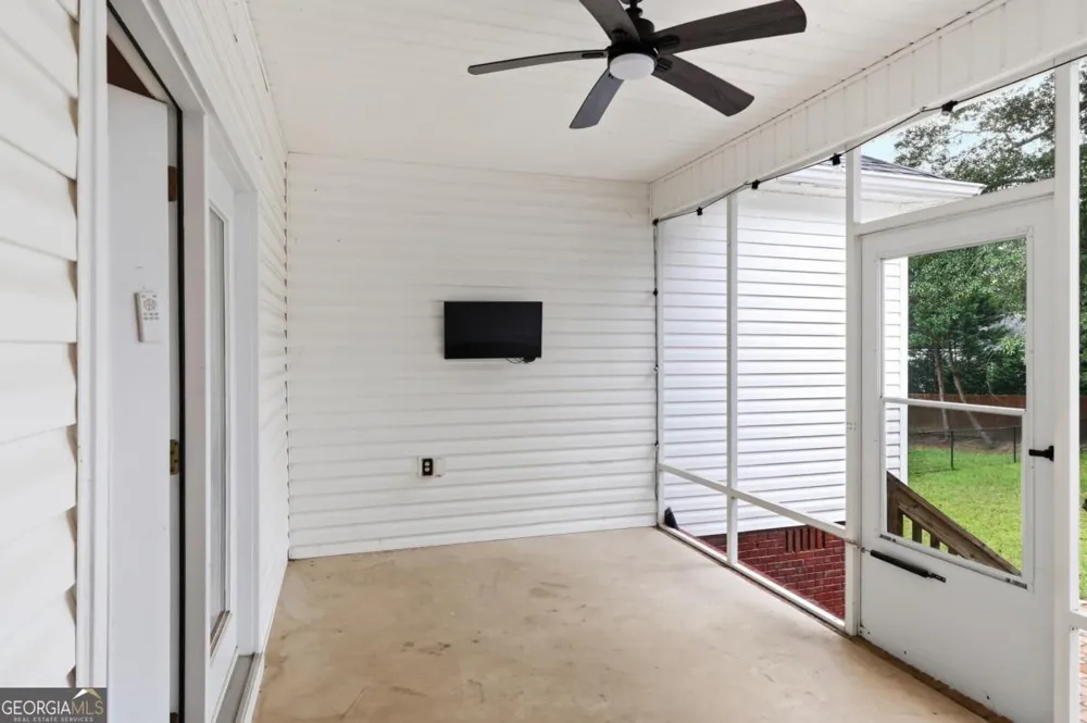 132 Hidden Creek CIR Lizella, GA 31052
