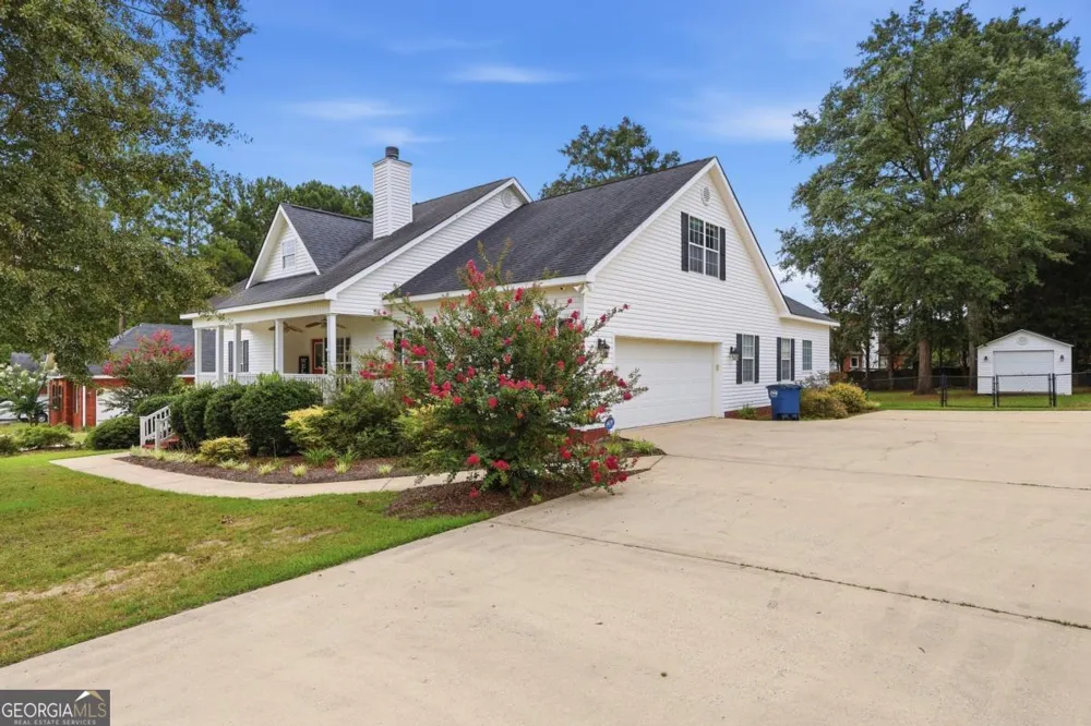 132 Hidden Creek CIR Lizella, GA 31052