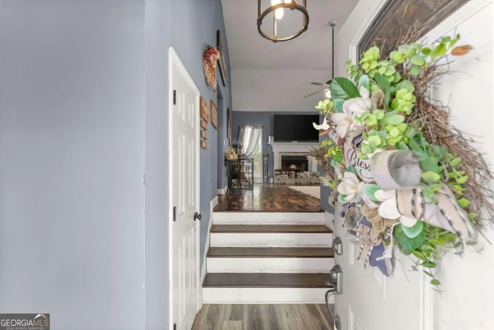 6055 Rolling Oaks LN Cumming, GA 30040