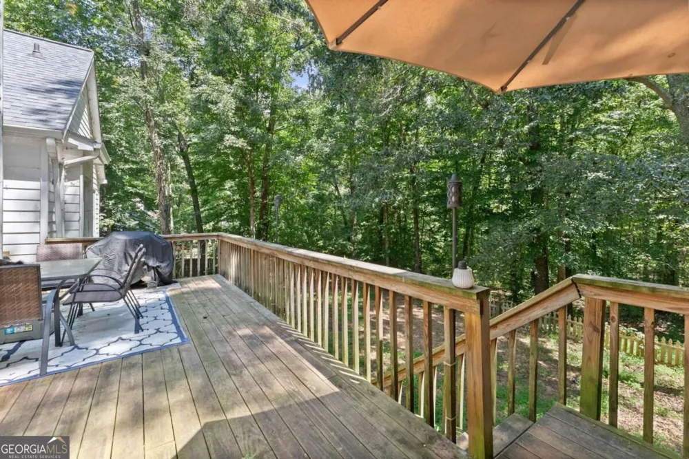 6055 Rolling Oaks LN Cumming, GA 30040