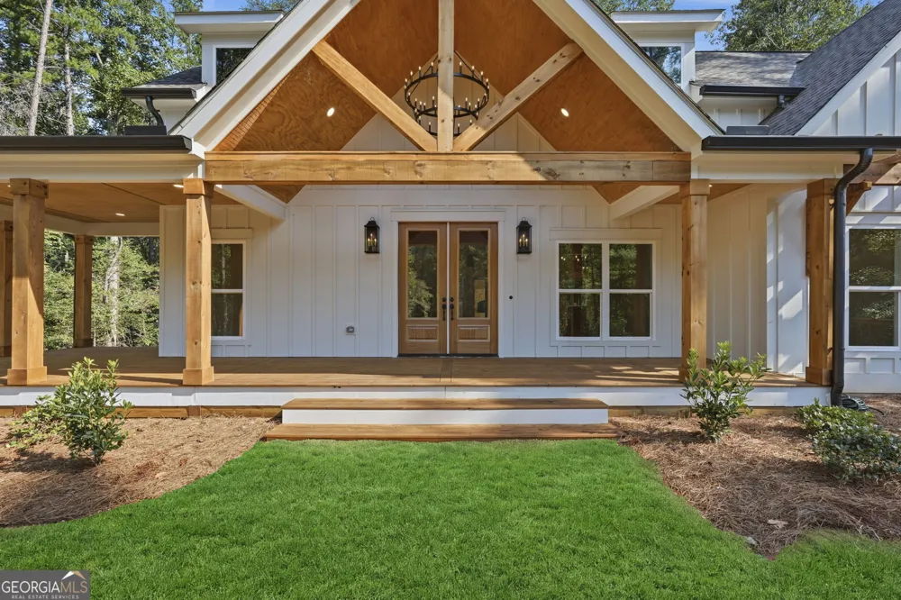300 Rainmore DR Dahlonega, GA 30533