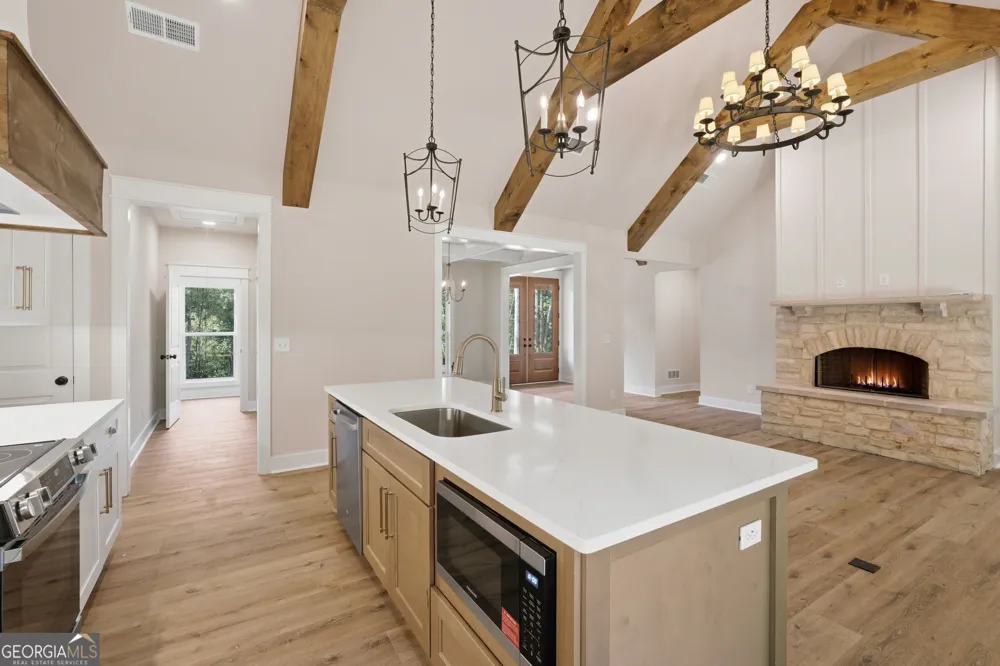 300 Rainmore DR Dahlonega, GA 30533