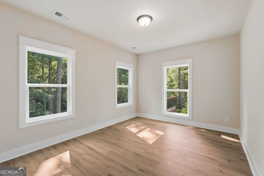 300 Rainmore DR Dahlonega, GA 30533