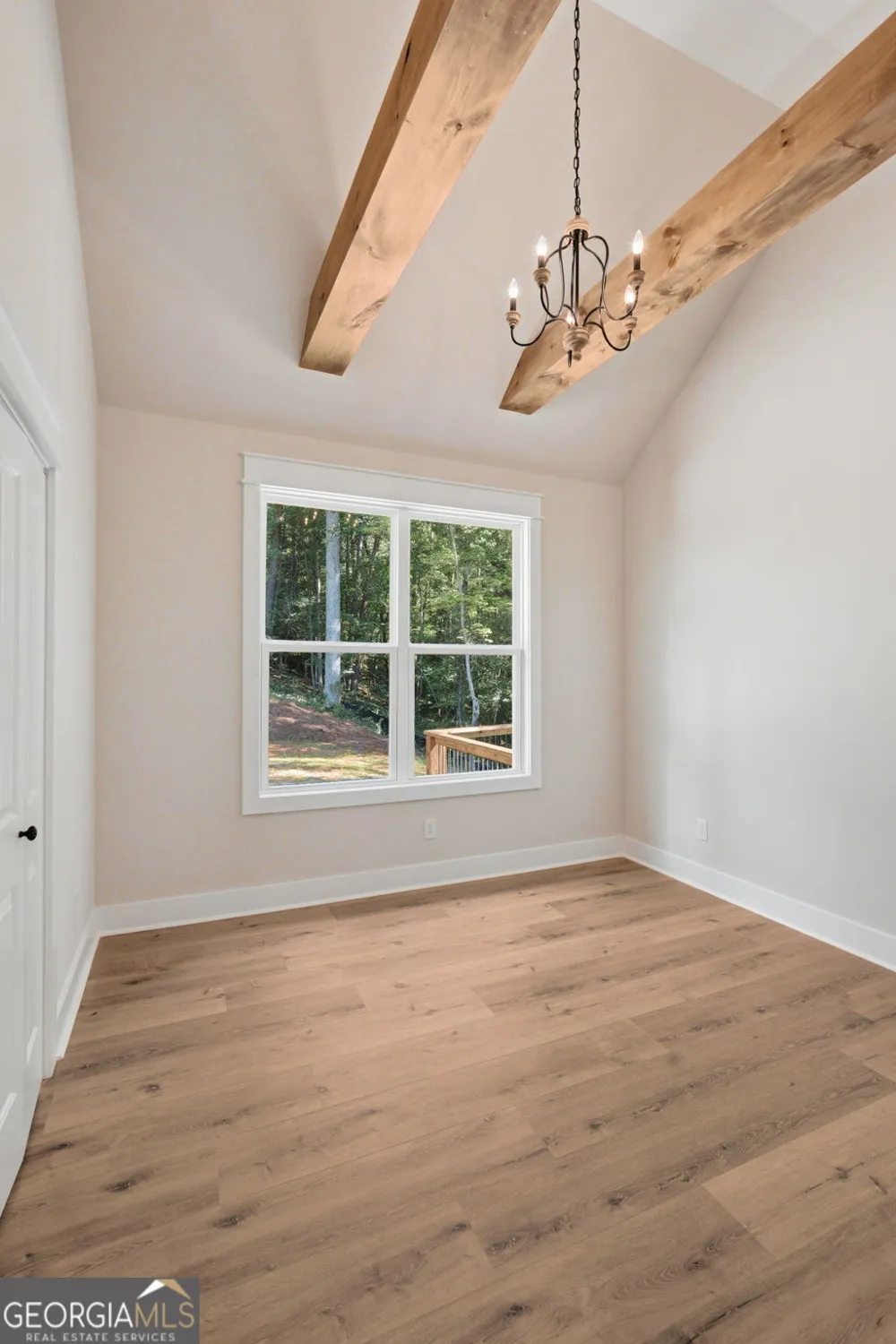 300 Rainmore DR Dahlonega, GA 30533