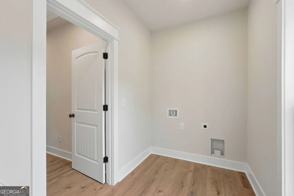 300 Rainmore DR Dahlonega, GA 30533