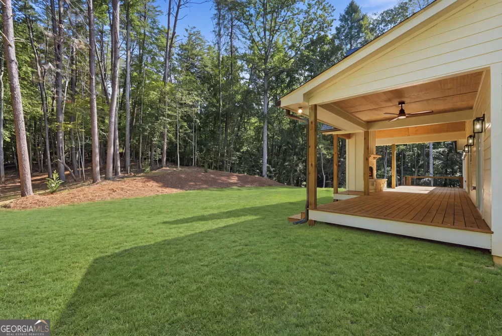 300 Rainmore DR Dahlonega, GA 30533